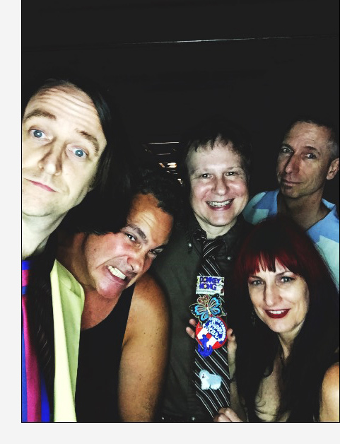 Gusher hamming it up